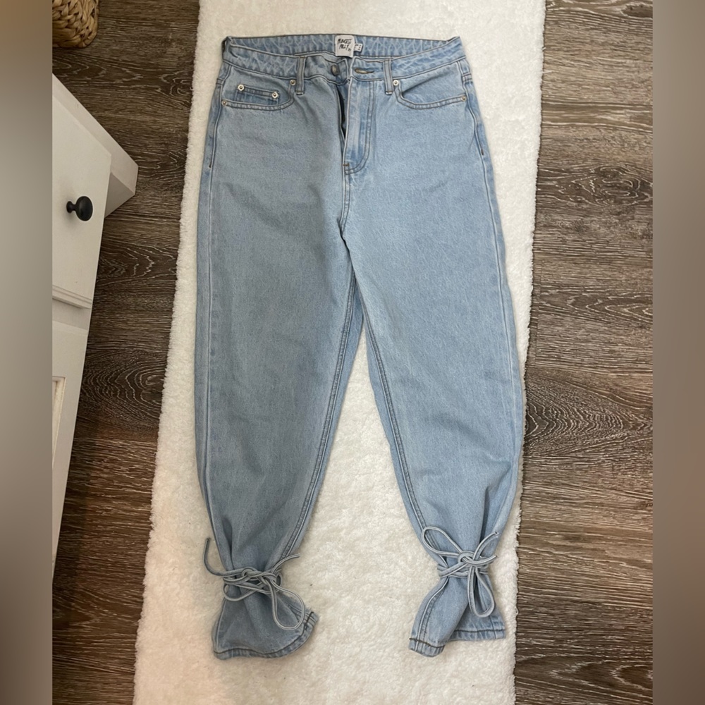 •• Princess Polly Tie Jeans ••